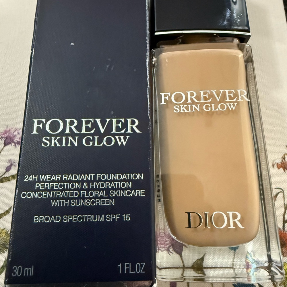 Dior Forever Skin Glow Foundation - N3